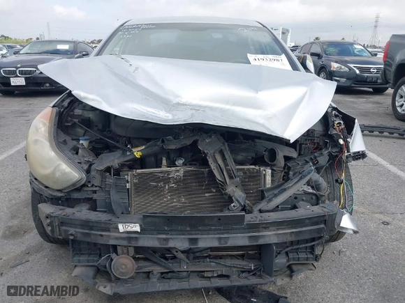 2011 Hyundai Elantra GLS PZEV with VIN 5NPDH4AE7BH022191, listed as a IAAI auction lot 41932987 with 187,381 mi miles. Bid and sale history available at carsss.com. Image 6.
