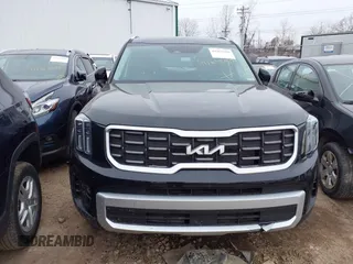 2025 Kia Telluride S with VIN 5XYP64GC3SG576327, listed as a IAAI auction lot 41263250 with 3,774 mi miles and . Bid and sale history available at DreamBid. Image 12.