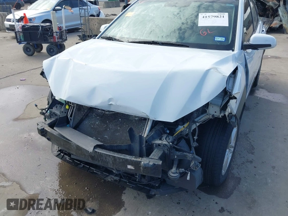 2018 Hyundai Kona SE with VIN KM8K1CAA0JU097513, listed as a IAAI auction lot 41579821 with 95,014 mi miles. Bid and sale history available at carsss.com. Image 6.