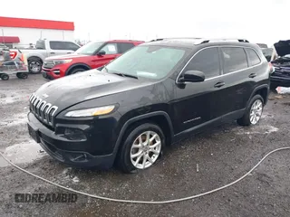 2015 Jeep Cherokee Latitude with VIN 1C4PJLCB0FW676917, listed as a IAAI auction lot 41928270 with 181,134 mi miles and . Bid and sale history available at carsss.com. Image 17.