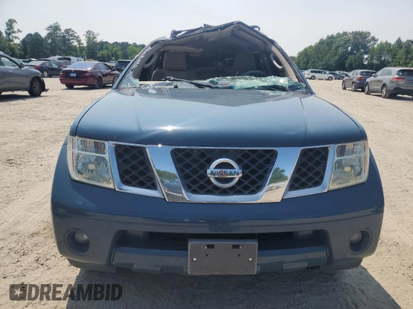 2006 Nissan Pathfinder SE z VIN 5N1AR18U66C619440, wystawiony jako Copart lot #59337215 z przebiegiem Nie podano mil oraz Szkoda całkowita • Salvage title. Historia ofert i sprzedaży dostępna na DreamBid. Obrazek 5.