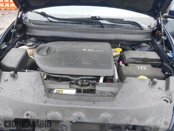 2014 Jeep Cherokee Limited with VIN 1C4PJMDS0EW277301, listed as a IAAI auction lot 42357034 with 61,825 mi miles and . Bid and sale history available at DreamBid. Image 10.