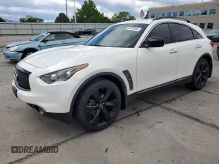 2017 Infiniti QX70 z VIN JN8CS1MW8HM410257, wystawiony jako Copart lot #54413295 z przebiegiem 41 206 mil mil oraz Szkody całkowita. Historia ofert i sprzedaży dostępna na DreamBid. Obrazek 1.
