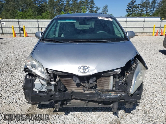 2016 Toyota Sienna LE AAS with VIN 5TDKK3DC5GS712181, listed as a Copart auction lot 53265915 with 142,472 mi miles and Salvage Title. Bid and sale history available at DreamBid. Image 5.