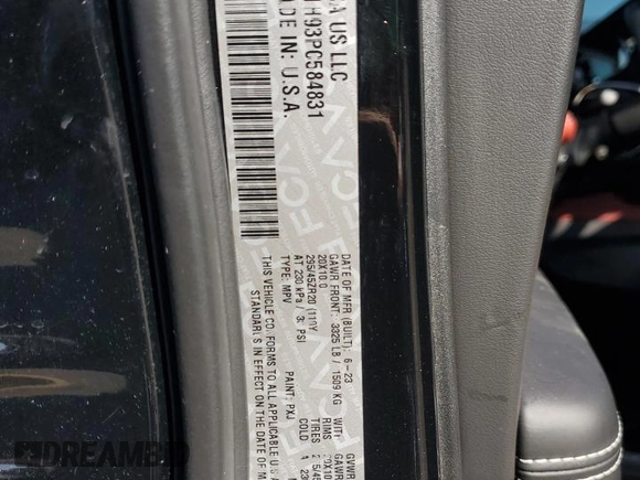 2023 Dodge Durango SRT Hellcat Premium z VIN 1C4SDJH93PC584831, wystawiony jako Copart lot #68612584 z przebiegiem 7 379 mil mil oraz Szkoda całkowita • Salvage title. Historia ofert i sprzedaży dostępna na DreamBid. Obrazek 16.