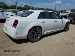 2017 Chrysler 300 S with VIN 2C3CCABG3HH564984, listed as a Copart auction lot 71400614 with 85,902 mi miles and Salvage Title. Bid and sale history available at DreamBid. Image 3.