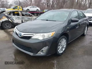 2012 Toyota Camry XLE z VIN 4T1BD1FK1CU048272, wystawiony jako IAAI lot #41711586 z przebiegiem 104 734 mil mil oraz . Historia ofert i sprzedaży dostępna na DreamBid. Obrazek 17.