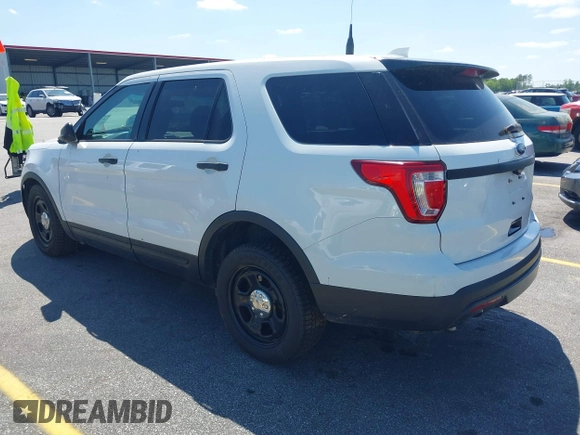2017 Ford Police Interceptor Utility z VIN 1FM5K8ARXHGA04700, wystawiony jako IAAI lot #41942683 z przebiegiem 120 594 mil mil oraz . Historia ofert i sprzedaży dostępna na DreamBid. Obrazek 3.