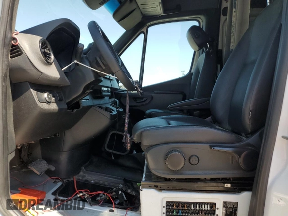 2021 Mercedes-Benz Sprinter Cargo with VIN W1Y4ECHY8MT058906, listed as a Copart auction lot 75736554 with 171,564 mi miles and Salvage Title. Bid and sale history available at carsss.com. Image 7.