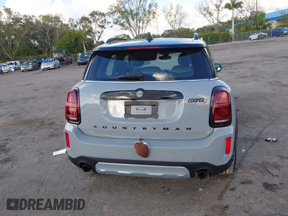 2024 MINI Countryman Cooper S with VIN WMZ53BR01R3R51959, listed as a IAAI auction lot 41187692 with 7,177 mi miles and . Bid and sale history available at DreamBid. Image 17.