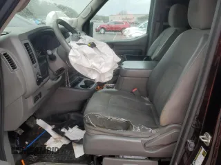 2021 Nissan NV Cargo SV z VIN 1N6BF0KY1MN805263, wystawiony jako Copart lot #51740775 z przebiegiem 139 863 mil mil oraz Szkoda całkowita • Salvage title. Historia ofert i sprzedaży dostępna na DreamBid. Obrazek 7.