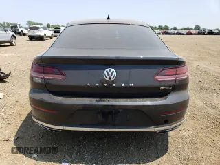 2020 Volkswagen Arteon SE с VIN WVWBR7ANXLE015582, выставлен на аукционе Copart как лот 56882033 с пробегом 57 704 миль миль и . История ставок и продаж доступна на DreamBid. Изображение 6.