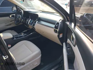 2024 Kia Sorento SX Prestige with VIN KNDRKDLG7R5259912, listed as a IAAI auction lot 41265462 with 33,786 mi miles and . Bid and sale history available at DreamBid. Image 5.