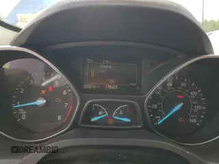 2017 Ford Escape S z VIN 1FMCU0F72HUD25173, wystawiony jako Copart lot #59882215 z przebiegiem 233 578 mil mil oraz Szkoda całkowita • Salvage title. Historia ofert i sprzedaży dostępna na DreamBid. Obrazek 9.