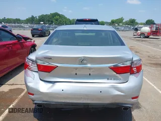 2015 Lexus ES 330 с VIN JTHBK1GGXF2181826, выставлен на аукционе IAAI как лот 42396308 с пробегом 137 077 миль миль и . История ставок и продаж доступна на DreamBid. Изображение 16.