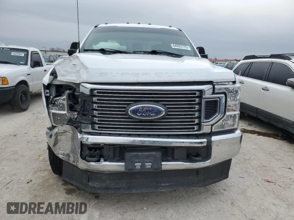 2022 Ford F-350 XL with VIN 1FT8W3DT5NEC61142, listed as a Copart auction lot 44922775 with 132,348 mi miles and Salvage Title. Bid and sale history available at DreamBid. Image 5.