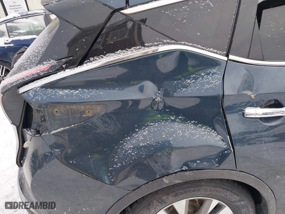 2015 Nissan Murano S with VIN 5N1AZ2MH9FN257221, listed as a IAAI auction lot 41292688 with 138,207 mi miles. Bid and sale history available at carsss.com. Image 19.