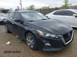 2020 Nissan Altima 2.5 S with VIN 1N4BL4BV1LC132922, listed as a IAAI auction lot 41994640 with 107,750 mi miles. Bid and sale history available at carsss.com. Image 1.