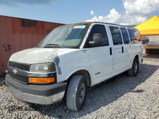 2005 Chevrolet Express Passenger with VIN 1GAHG35U951110700, listed as a Copart auction lot 62152255 with Not provided miles and Salvage title. Bid and sale history available at DreamBid. Image 1.