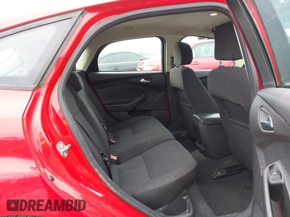 2015 Ford Focus SE with VIN 1FADP3K26FL328579, listed as a IAAI auction lot 41865579 with 181,445 mi miles. Bid and sale history available at carsss.com. Image 8.