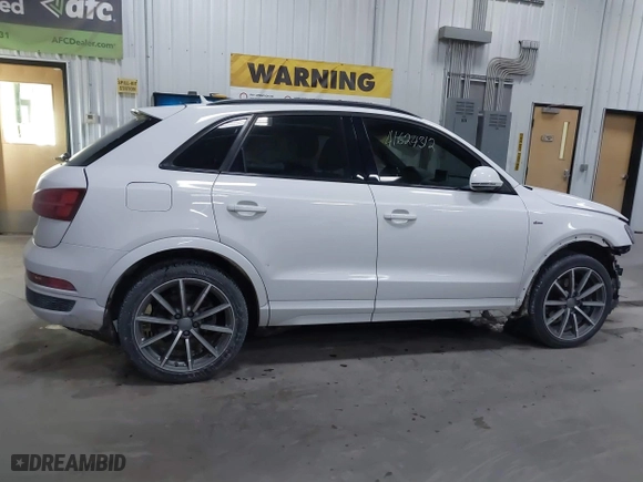 2018 Audi Q3 Premium Plus with VIN WA1JCCFS0JR007432, listed as a IAAI auction lot 41624314 with 119,375 mi miles. Bid and sale history available at carsss.com. Image 13.
