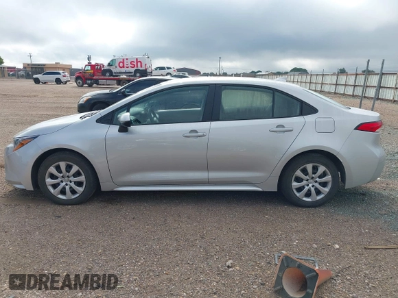 2025 Toyota Corolla LE z VIN 5YFB4MDE9SP257774, wystawiony jako IAAI lot #42480925 z przebiegiem 20 113 mil mil oraz . Historia ofert i sprzedaży dostępna na DreamBid. Obrazek 14.