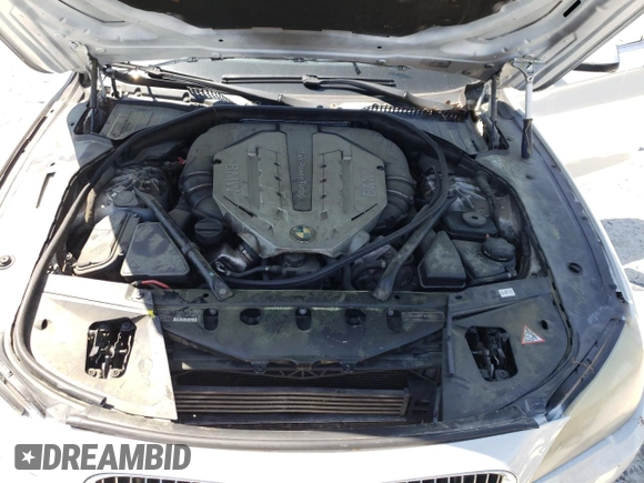 2011 BMW 7 Series 750i with VIN WBAKA8C57BCY36883, listed as a Copart auction lot 52237295 with 185,133 mi miles and Clean title. Bid and sale history available at DreamBid. Image 11.