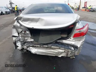2008 Toyota Camry LE with VIN 4T1BK46K98U066890, listed as a IAAI auction lot 41445522 with 137,236 mi miles. Bid and sale history available at carsss.com. Image 16.