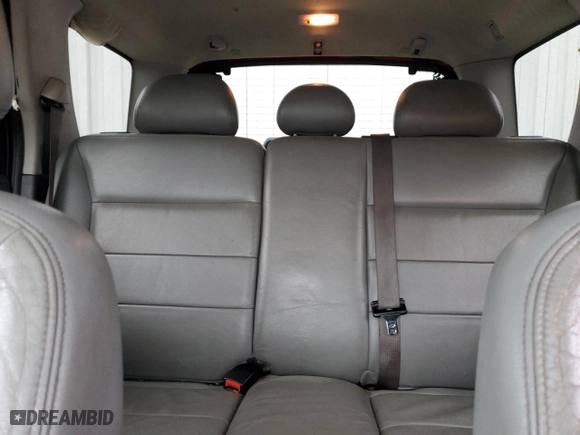 2007 Ford Escape XLT with VIN 1FMCU93137KA28475, listed as a Copart auction lot 47071585 with 192,128 mi miles and Salvage Title. Bid and sale history available at carsss.com. Image 10.