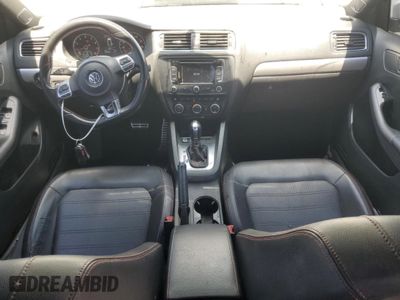 2013 Volkswagen Jetta Autobahn with VIN 3VW4T7AJ4DM288209, listed as a Copart auction lot 61137085 with 240,500 mi miles and Salvage title. Bid and sale history available at DreamBid. Image 8.