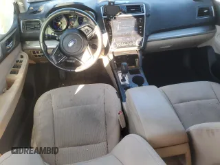 2018 Subaru Outback Premium z VIN 4S4BSACC5J3379782, wystawiony jako Copart lot #88523805 z przebiegiem 80 357 mil mil oraz Szkoda całkowita • Salvage title. Historia ofert i sprzedaży dostępna na DreamBid. Obrazek 8.