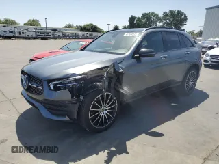 2021 Mercedes-Benz GLC 300 z VIN W1N0G8DB8MV270973, wystawiony jako Copart lot #57184335 z przebiegiem 43 304 mil mil oraz Szkoda całkowita • Salvage title. Historia ofert i sprzedaży dostępna na DreamBid. Obrazek 1.