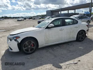 2018 Alfa Romeo Giulia with VIN ZARFAEDN7J7572868, listed as a Copart auction lot 72738024 with 12,771 mi miles and Clean Title. Bid and sale history available at carsss.com. Image 1.