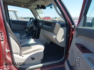 2008 Jeep Commander Limited with VIN 1J8HG58238C208510, listed as a IAAI auction lot 40289720 with 113,958 mi miles and . Bid and sale history available at DreamBid. Image 5.