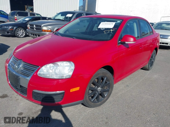 2010 Volkswagen Jetta Limited Edition с VIN 3VWRZ7AJ0AM167726, выставлен на аукционе IAAI как лот 42490634 с пробегом 220 553 миль миль и . История ставок и продаж доступна на DreamBid. Изображение 2.