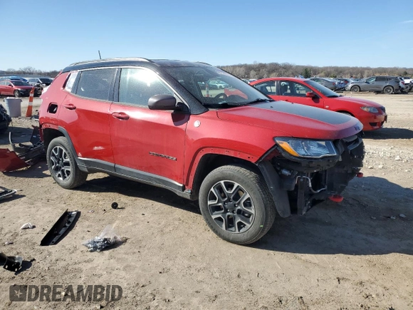 2019 Jeep Compass Trailhawk with VIN 3C4NJDDB0KT682468, listed as a Copart auction lot 49724205 with 75,842 mi miles and Salvage Title. Bid and sale history available at DreamBid. Image 4.