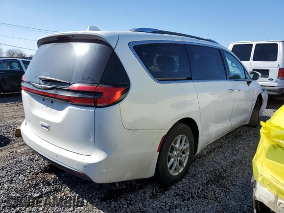 2021 Chrysler Pacifica Touring L with VIN 2C4RC1BGXMR532883, listed as a Copart auction lot 50173485 with 154,431 mi miles and Salvage Title. Bid and sale history available at DreamBid. Image 3.