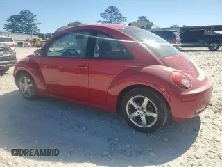 2010 Volkswagen New Beetle Coupe with VIN 3VWPG3AG5AM006413, listed as a Copart auction lot 74313714 with 203,249 mi miles and Salvage Title. Bid and sale history available at carsss.com. Image 2.