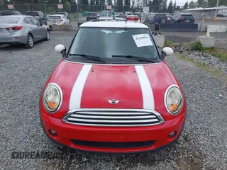 2010 MINI Hardtop with VIN WMWMF3C51ATZ65259, listed as a IAAI auction lot 42248896 with 106,216 mi miles and . Bid and sale history available at DreamBid. Image 12.