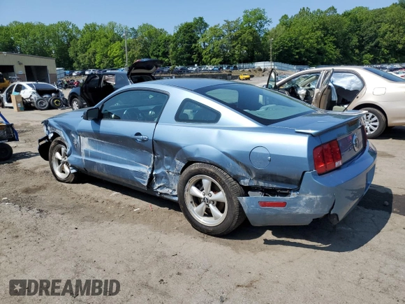 2007 Ford Mustang Deluxe with VIN 1ZVHT80N275327594, listed as a Copart auction lot 58373975 with 123,031 mi miles and Salvage title. Bid and sale history available at DreamBid. Image 2.