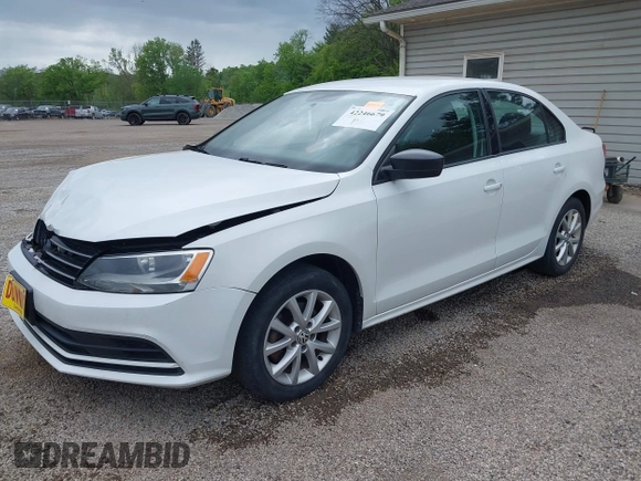 2015 Volkswagen Jetta SE z VIN 3VWD17AJ8FM323116, wystawiony jako IAAI lot #42246679 z przebiegiem 175 446 mil mil oraz . Historia ofert i sprzedaży dostępna na DreamBid. Obrazek 2.