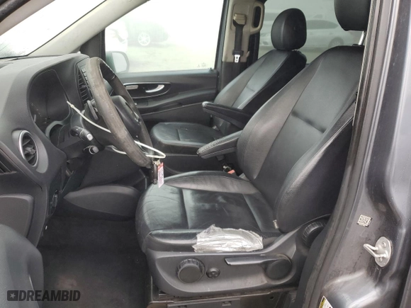 2016 Mercedes-Benz Metris Passenger Van with VIN WD4PG2EE2G3097999, listed as a Copart auction lot 83611814 with 116,039 mi miles and Salvage Title. Bid and sale history available at carsss.com. Image 7.