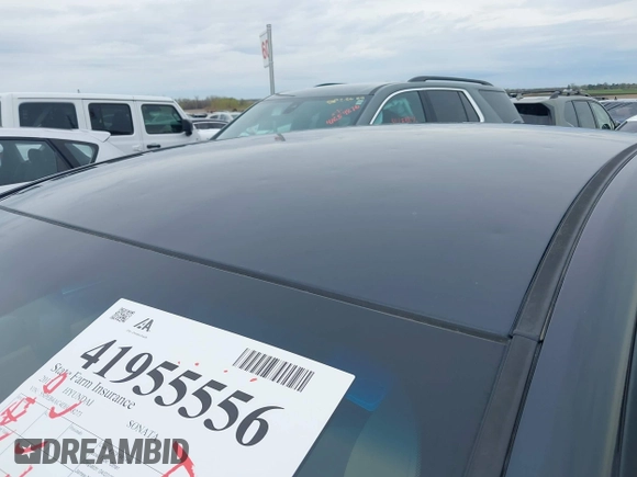 2013 Hyundai Sonata GLS with VIN 5NPEB4AC4DH538273, listed as a IAAI auction lot 41955556 with 111,015 mi miles and . Bid and sale history available at DreamBid. Image 21.