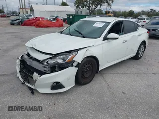 2020 Nissan Altima S z VIN 1N4BL4BV2LC228722, wystawiony jako IAAI lot #41638753 z przebiegiem 164 716 mil mil oraz . Historia ofert i sprzedaży dostępna na DreamBid. Obrazek 2.