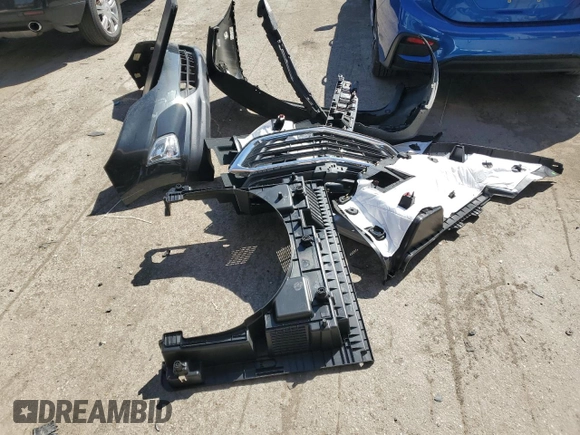 2018 Chevrolet Equinox LT with VIN 2GNAXSEV2J6346387, listed as a Copart auction lot 53259425 with 60,739 mi miles and Salvage Title. Bid and sale history available at DreamBid. Image 13.