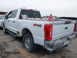 2024 Ford Super Duty F-250 SRW XL with VIN 1FT7W2BT8REC67547, listed as a IAAI auction lot 41260449 with 25,964 mi miles. Bid and sale history available at carsss.com. Image 3.