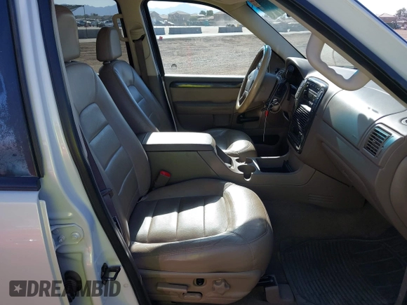 2002 Ford Explorer Limited with VIN 1FMZU75W32ZA66392, listed as a IAAI auction lot 41613224 with 179,982 mi miles and . Bid and sale history available at DreamBid. Image 5.