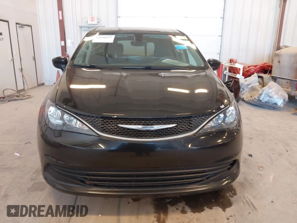 2017 Chrysler Pacifica Touring with VIN 2C4RC1DG3HR571477, listed as a IAAI auction lot 42040872 with 112,028 mi miles and . Bid and sale history available at DreamBid. Image 12.