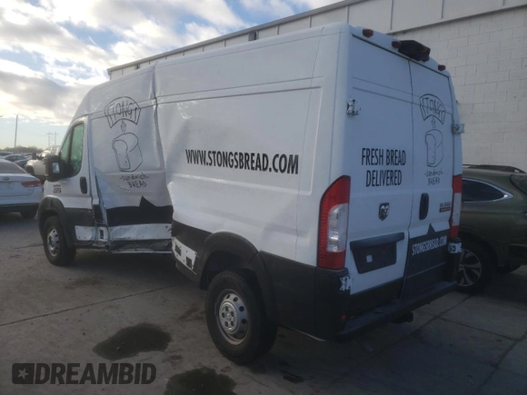 2022 Ram ProMaster Cargo with VIN 3C6MRVHG3NE124498, listed as a Copart auction lot 83543334 with 26,272 mi miles and Salvage Title. Bid and sale history available at DreamBid. Image 2.