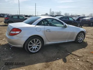 2005 Mercedes-Benz SLK 230/320 z VIN WDBWK56F35F040539, wystawiony jako Copart lot #49405975 z przebiegiem 72 074 mil mil oraz Czysty tytuł • Clean title. Historia ofert i sprzedaży dostępna na DreamBid. Obrazek 3.
